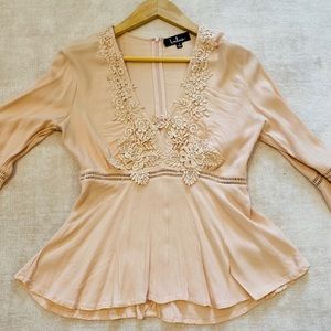 LuLus long sleeve top